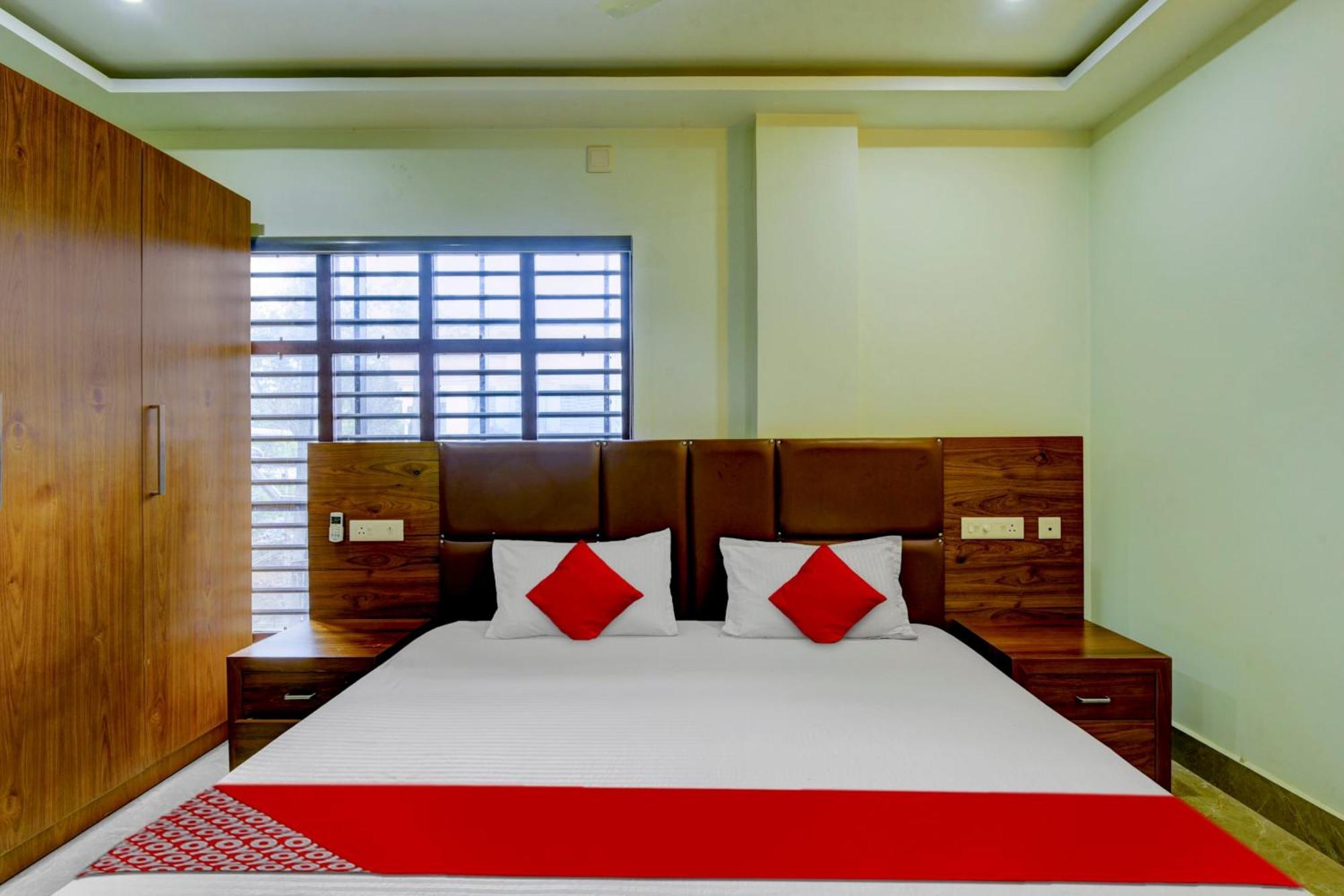 Hotel O Royal Tower Lodge Etakkare 外观 照片